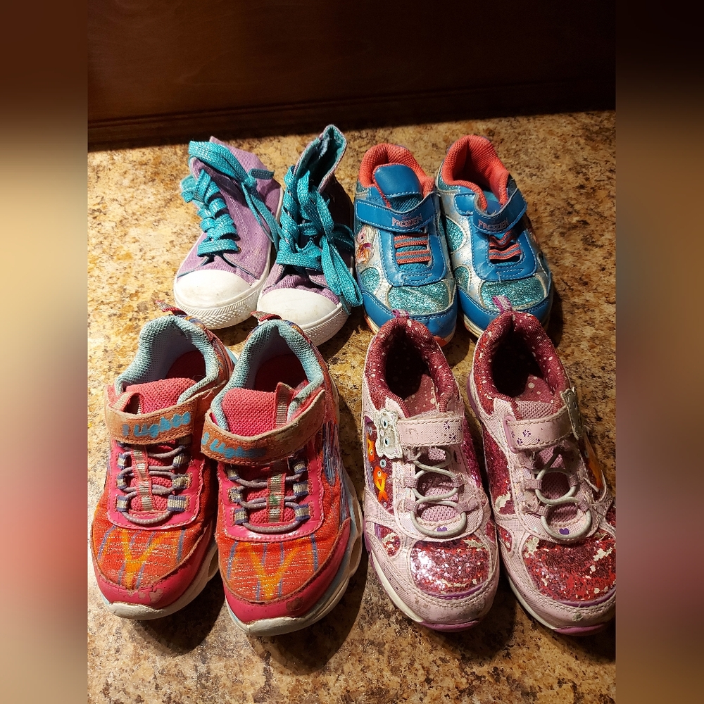 **3 Listings $40**                      Size 11T sneakers x4